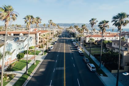 Los costos de vivienda en California han sido durante mucho tiempo más altos que el promedio nacional