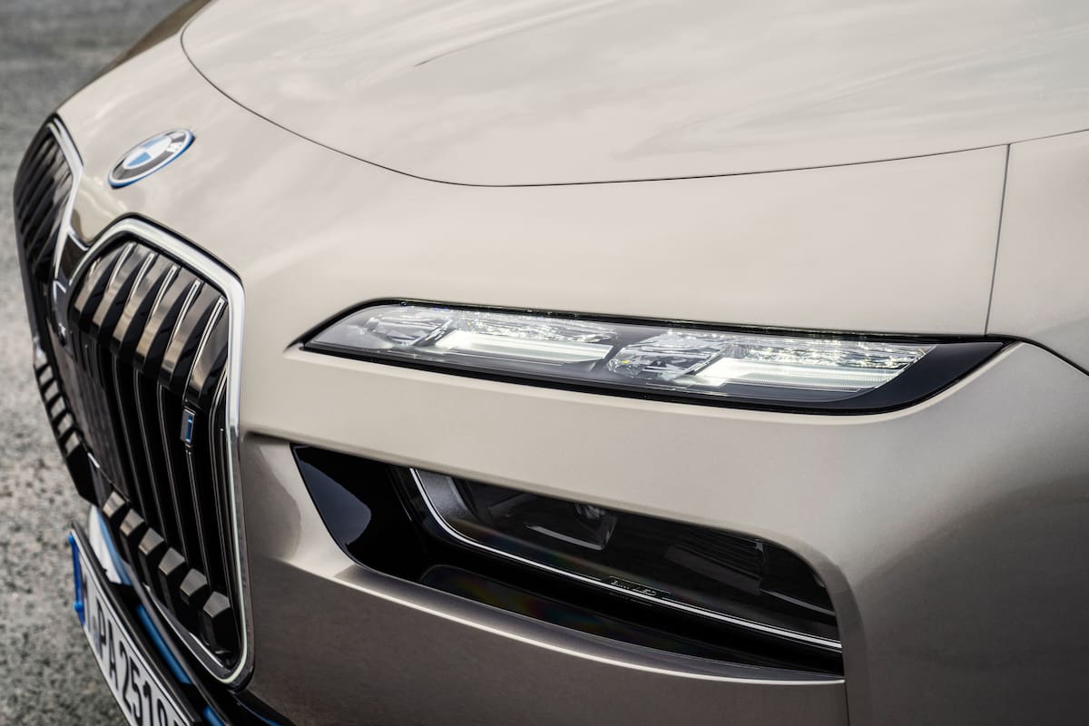 Los cristales Swarovski en el detalle de la óptica superior