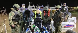 Atraparon a un grupo narco cuando cargaba media tonelada de cocaína en un barco en el Paraná