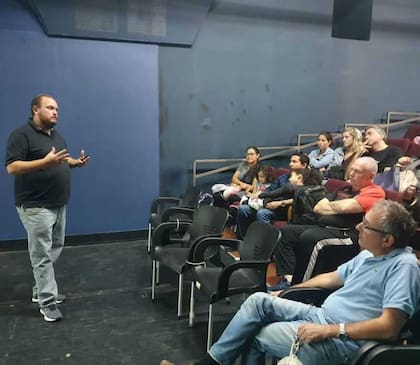 Los cursos, de 30 a 60 horas, varían entre los US$300 y los US$2000 por persona