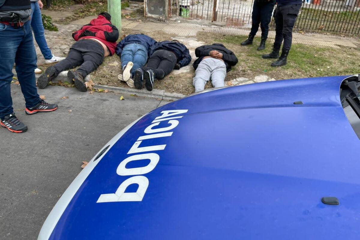 Los delincuentes fueron atrapados en la localidad bonaerense de Villa Tesei