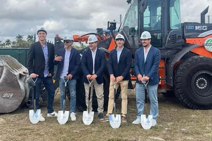 Los deportistas avanzan con un emprendimiento inmobiliario que tendrá un hotel y un estadio con capacidad para 10.000 personas