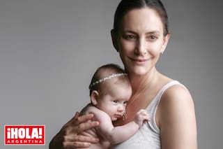 Luciana Aymar presenta a su hija Lupe, de siete meses, con unas tiernas fotos familiares