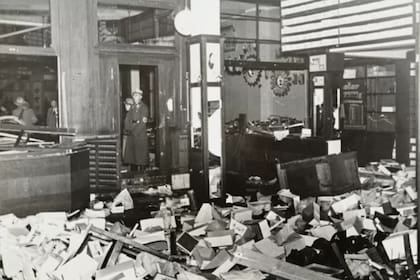 Los destrozos e incendios se registraron en diversas locaciones (Foto: Archivo Yad Vashem)
