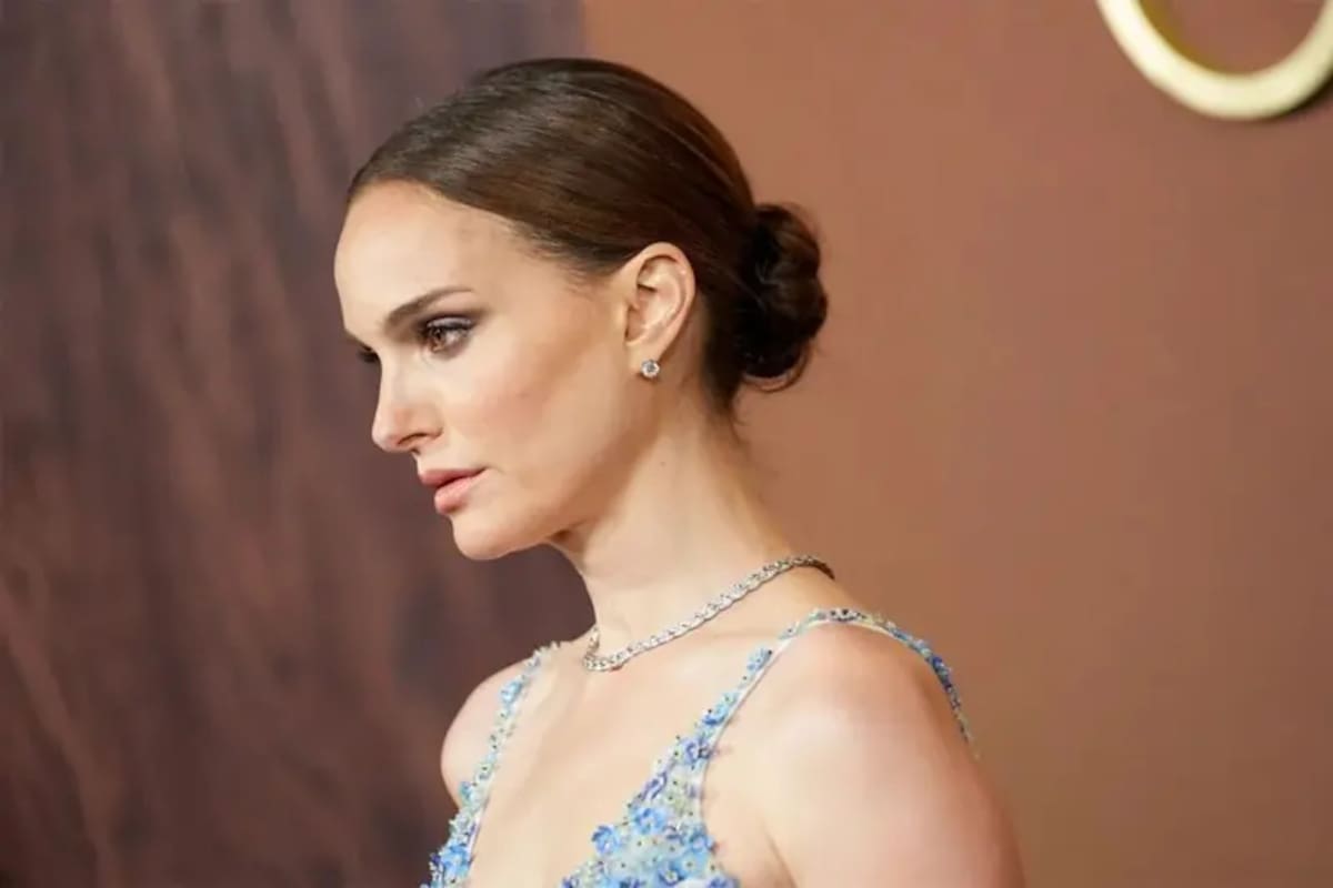 Los detalles biográficos del personaje M en la nueva novela de Cusk son similares a los de la estrella de cine Natalie Portman