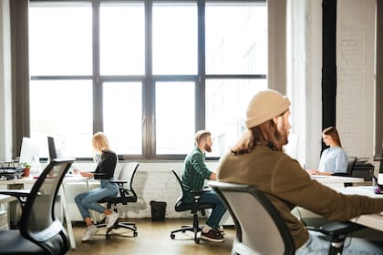 Los días no laborables son equivalentes a una jornada laboral, mientras que los feriados se pagan el doble
Crédito: Freepik.