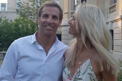Los días previos, el martes 28 y el miércoles 29 de junio, la pareja
organizó una visita a una bodega en Champagne para sus amigos.