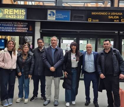 Los diputados libertarios que llegaron a Ushuaia para los actos por Malvinas