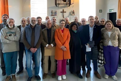 Los diputados libertarios y los represores, en la cárcel de Ezeiza, una visita que fue cuestionada por el Papa