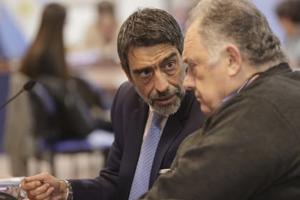 Los diputados oficialistas Rodolfo Tailhade y Eduardo Valdés