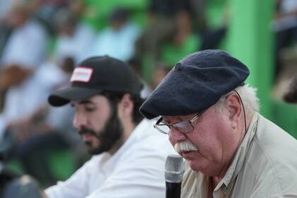 Los directivos de la Sociedad Rural de Salta le rindieron su homenaje: “Son muchas las experiencias y momentos compartidos que dejaron huellas en nuestra entidad y en el Ateneo de Salta, pero aún más en cada persona que tuvo la oportunidad de conocerlo. Siempre dispuesto y atento, amable, respetuoso, bondadoso, compartiendo sus saberes con todos sin medir sus atenciones y creando fuertes vínculos como profesional y como persona"