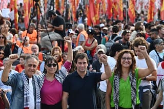 La izquierda hizo un acto en Plaza de Mayo y llamó a “poner en pie una alternativa que supere al peronismo”