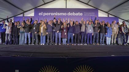 Los dirigentes peronistas reunidos este lunes en Concepción del Uruguay