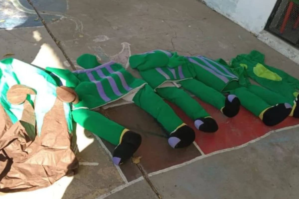 Los disfraces encontrados por los padres