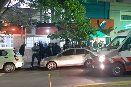 Los disturbios terminaron con un hombre de 50 años con traumatismo craneal