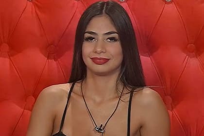 Los diversos looks que tuvo Daniela llamaron la atención del público (Captura video)