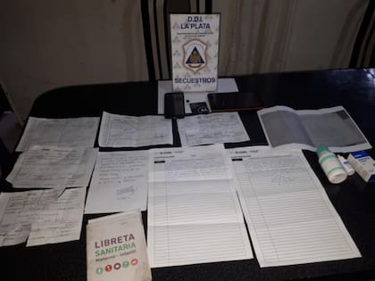 Los documentos apócrifos fueron encontrados en la casa de la acusada