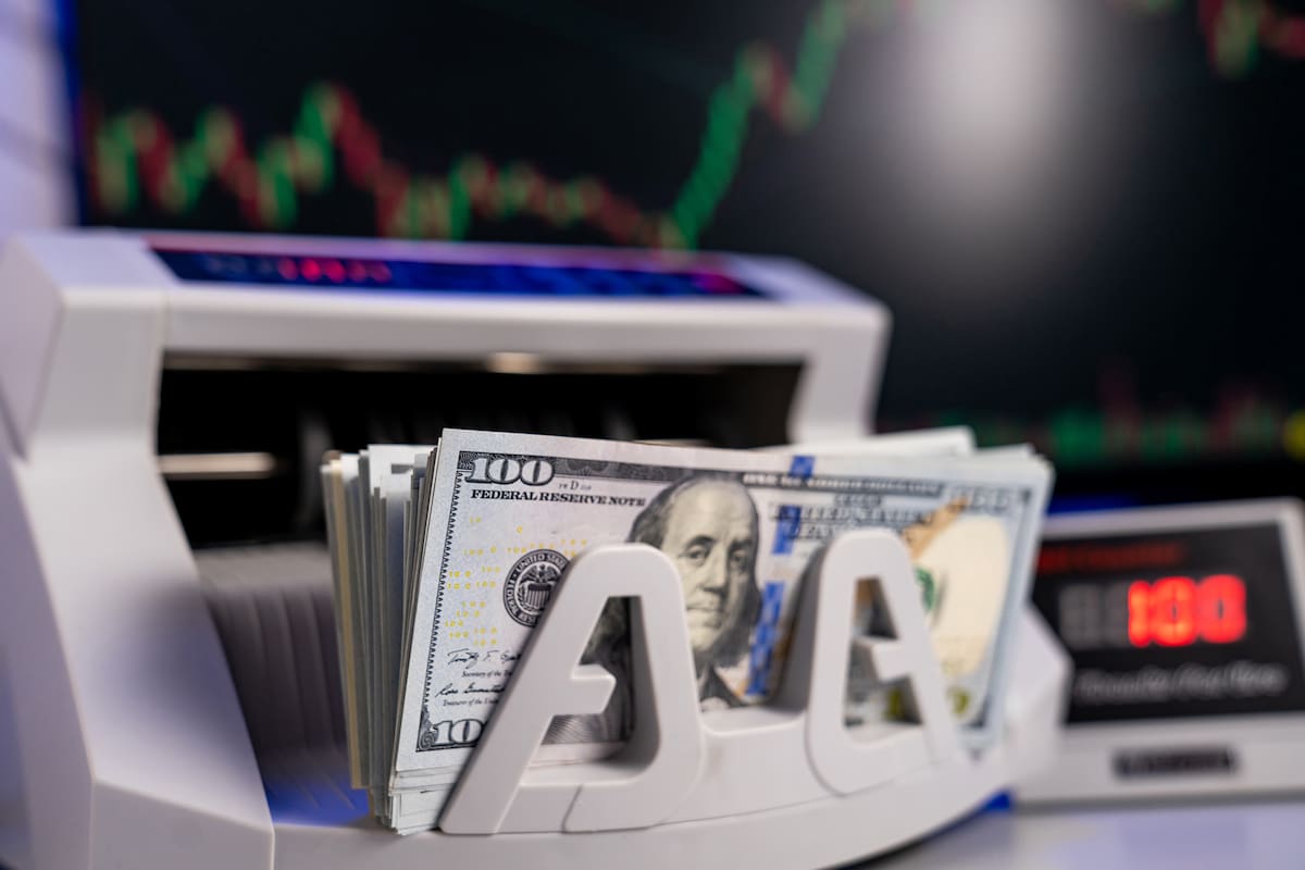 Los dólares financieros bajaron a niveles sorprendentes en la última semana