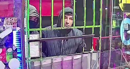 Los dos ladrones implicados