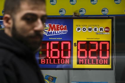 Los dos pozos de Mega Millones y Powerball