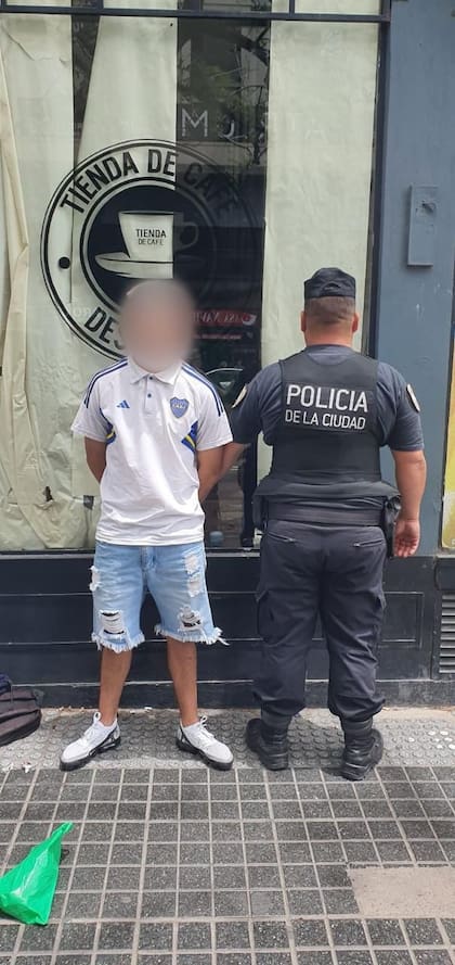Los dos pungas detenidos en microcentro tienen 18 y 20 años y fueron identificados por las cámaras