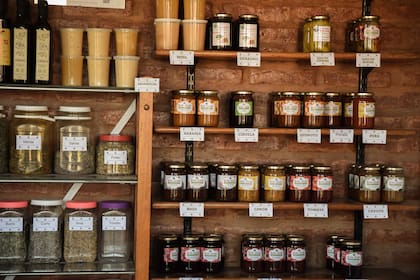 Los dulces y conservas artesanales que se venden en Yerba Suelta.
