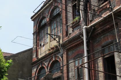 Los edificios donde se produjo el confinamiento