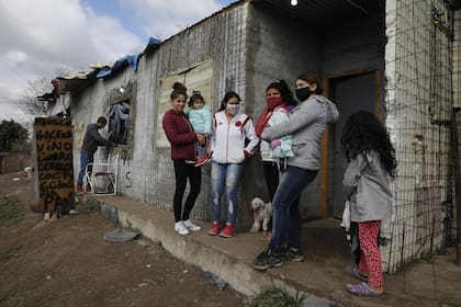Casi la mitad de los residentes en la provincia de Buenos Aires tuvieron problemas con sus ingresos