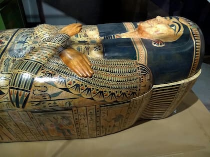 Los egipcios adoraban a sus dioses en templos sagrados con rituales, fiestas y ofrendas diarias (imagen ilustrativa)