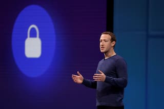 ¿Cuáles mentiras incitan al odio y cuáles no? Facebook tampoco lo sabe