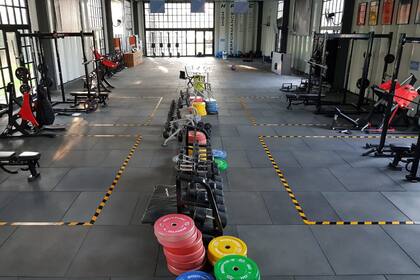 Los ejercicios de gimnasio fueron uno de los tres rubros en los que se prepararon los Pumas en la jornada inicial.