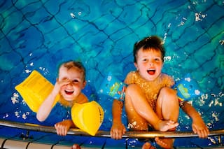 Verano 2024 en EE.UU.: los cinco juguetes acuáticos más peligrosos para los niños