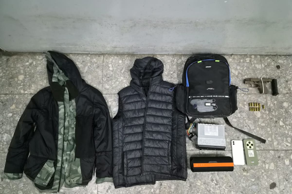 Los elementos secuestrados en el auto robado