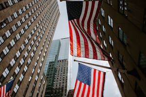 Los embajadores consulares ayudan en el proceso de obtener la ciudadanía en Estados Unidos