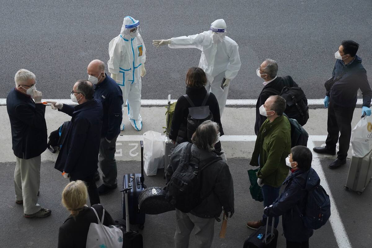 Los embajadores de países de la UE aprobaron el lunes nuevas restricciones para los viajeros provenientes de países exteriores del bloque
