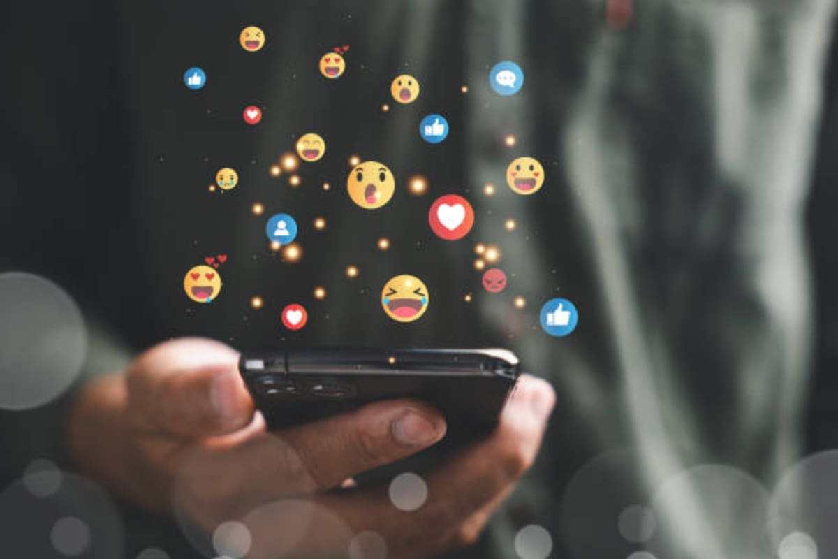 Los emojis se convirtieron en parte esencial de la comunicación digital cotidiana (Foto: Pixabay)