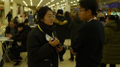 Los empleos mal remunerados dominaron una reciente feria de empleo en Pekín, decepcionando a muchos graduados