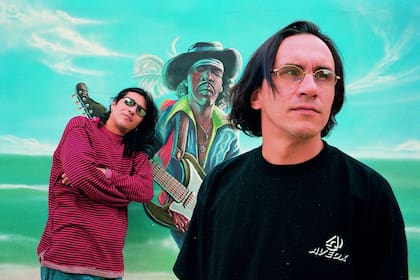 Felipe Staiti y Marciano Cantero, de Los Enanitos Verdes, en 1999