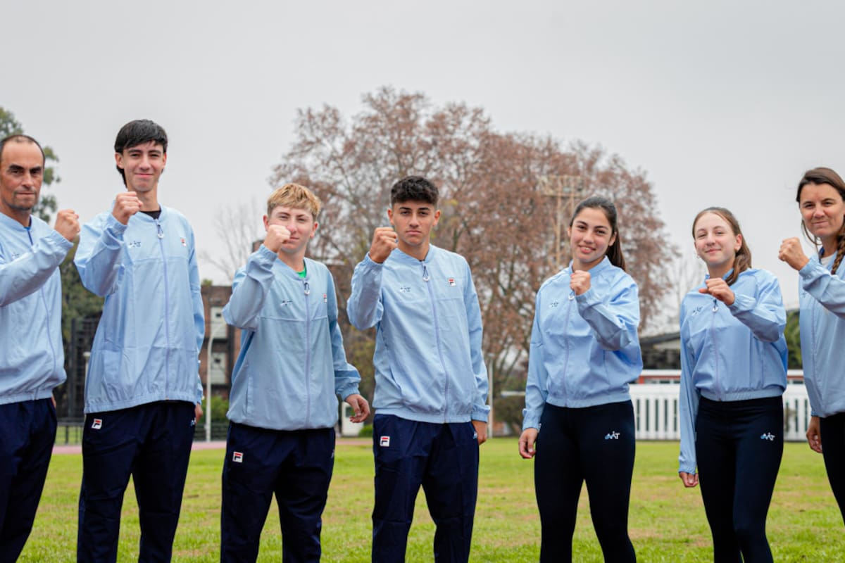 Los equipos argentinos Sub 16 de chicos y chicas que disputaron el Sudamericano en Luque (Paraguay) y no pudieron clasificarse para los Mundiales de noviembre en Chile