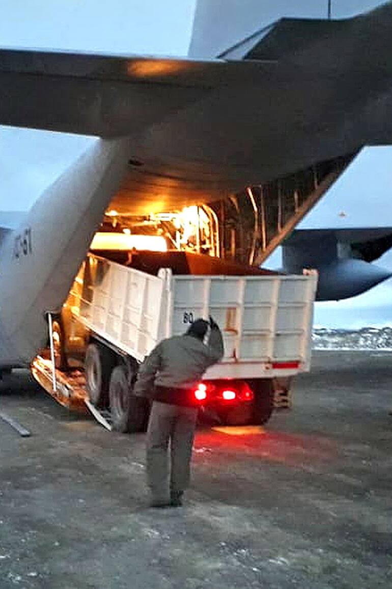 Los equipos de Lázaro Báez ya trabajan en la Antártida