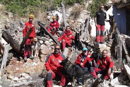 Los equipos que entrenarán en La Pampa son los que trabajan en catástrofes naturales en el mundo