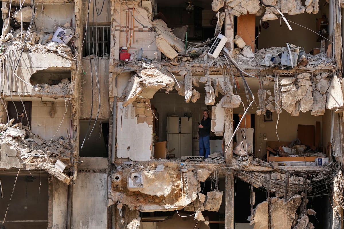 Los escombros tras el ataque israelí sobre los suburbios del sur de Beirut