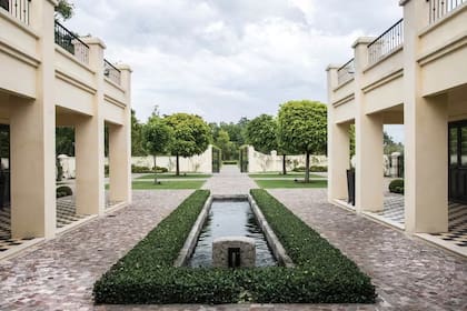 Los espacio al aire libre de la estancia tienen jardines de ensueño
