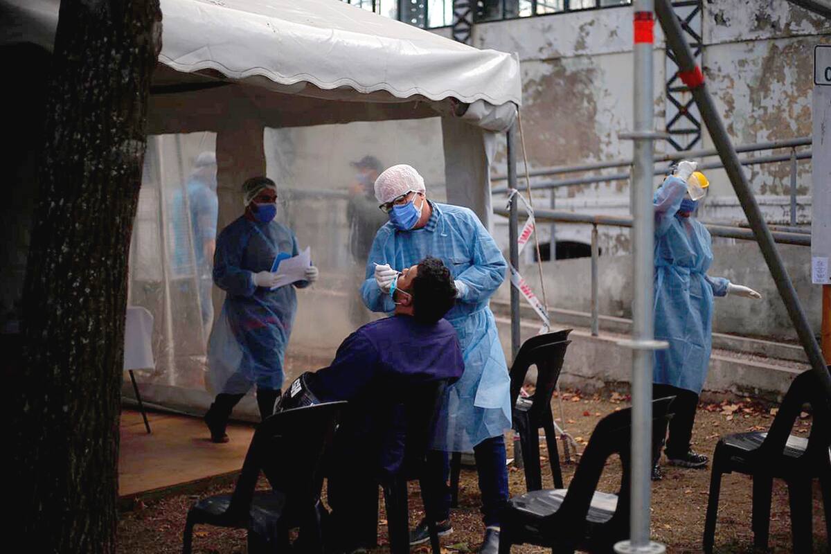 Los especialistas reconocen que los testeos para identificar a los asintomáticos son clave