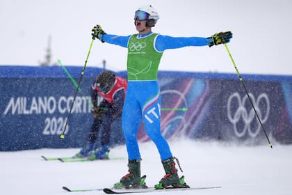 Los esquiadores italianos ganan otro oro y plata para los anfitriones en skicross masculino