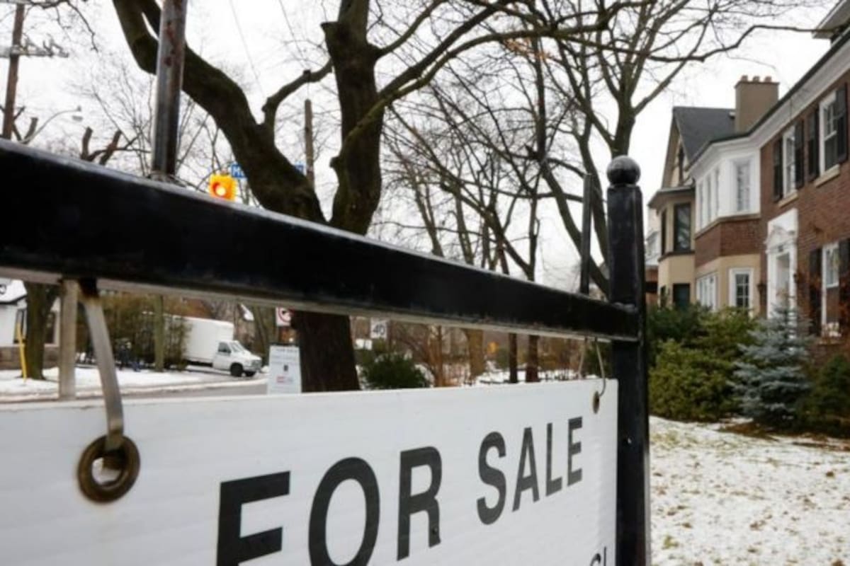 Los estafadores parecen estar aprovechándose del lucrativo mercado inmobiliario en Canadá -principalmente en Toronto- donde el precio promedio de una casa es más de US$1,2 millones.