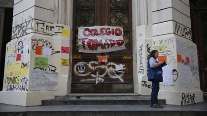 Los estudiantes de 29 colegios se oponen a la reforma educativa planteada por Larreta