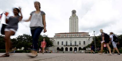 Los estudiantes de Texas podrán aplicar gratis si son residentes del estado