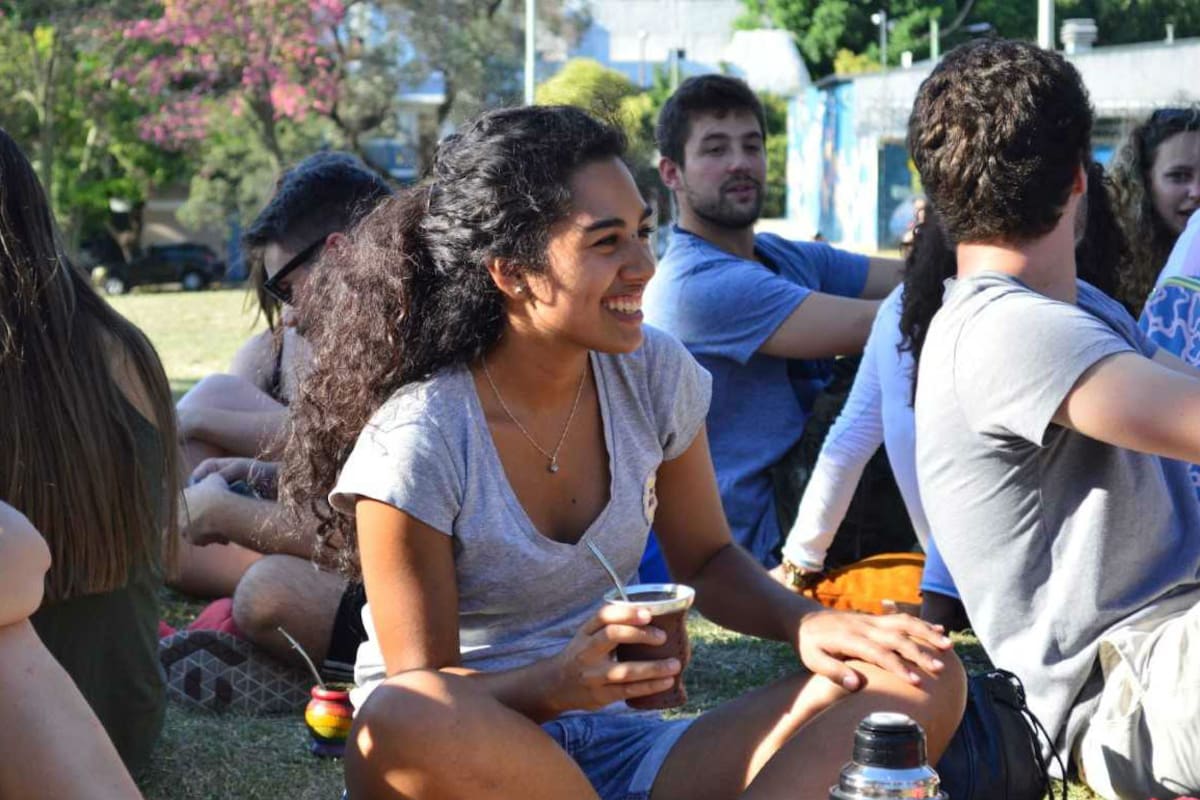 Los estudiantes extranjeros se integran a través del mate