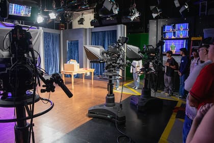 Los estudiantes realizan sus prácticas en estudios de grabación reales
